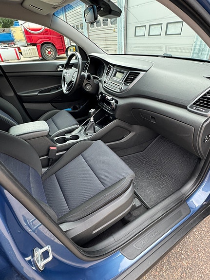 Hyundai Tucson 9 of 21