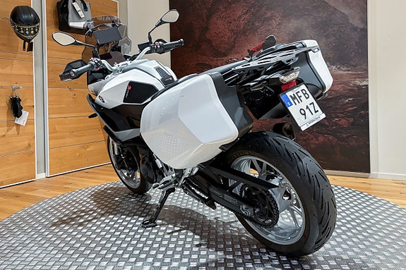 BMW F 900 XR |Mivv|MRA|Sidoväskor|Nytt framdäck|SE BILDER & SPEC| 4 of 13
