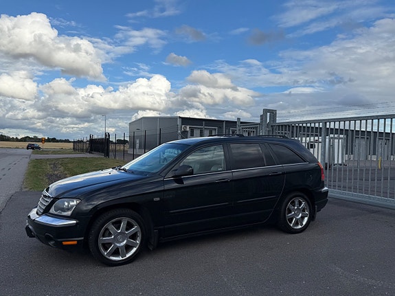 Chrysler Pacifica 6 of 15