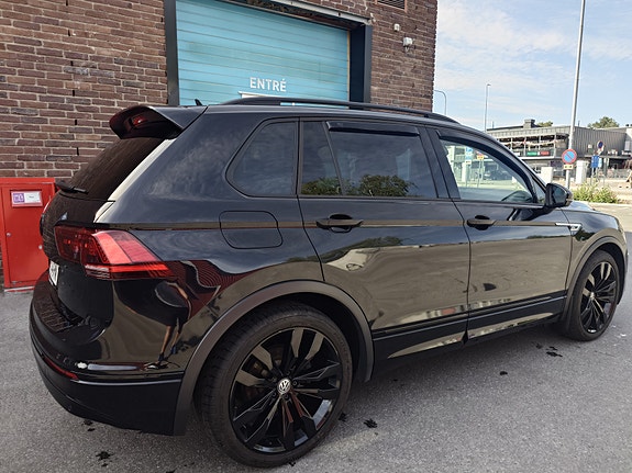 Volkswagen Tiguan 12 of 20