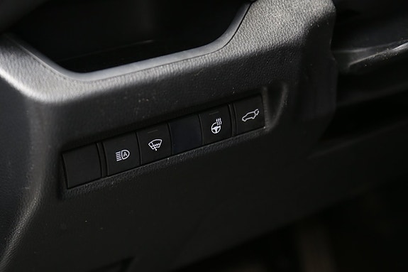 Toyota RAV4 13 of 27