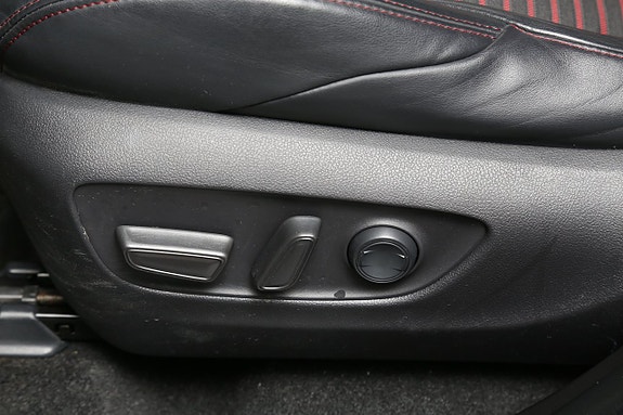 Toyota RAV4 14 of 27
