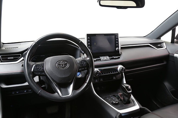 Toyota RAV4 15 of 27