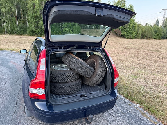 Volvo V50 8 of 10