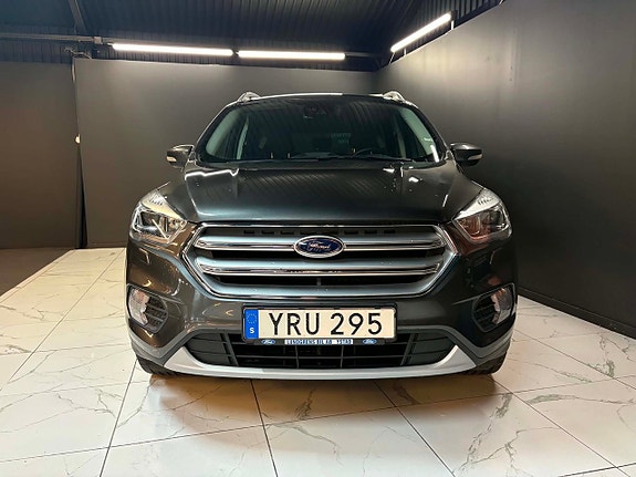 Ford Kuga 3 of 13