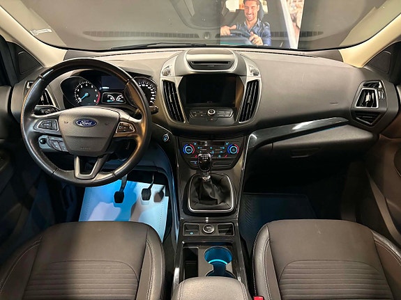 Ford Kuga 7 of 13