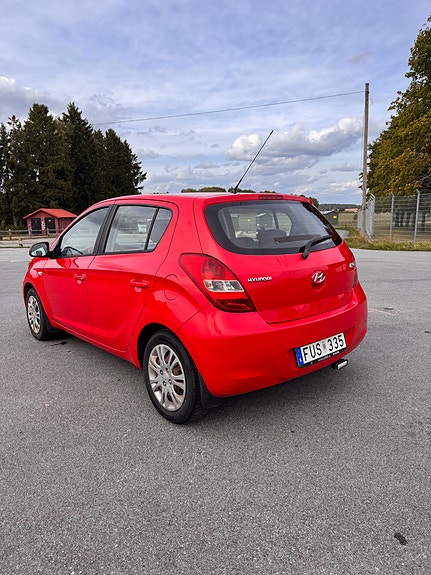 Hyundai i20 6 of 13
