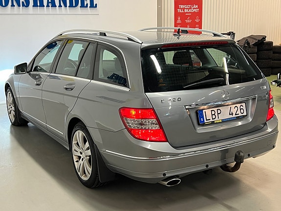 Mercedes-Benz C220 9 of 27