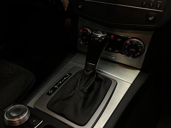 Mercedes-Benz C220 20 of 27