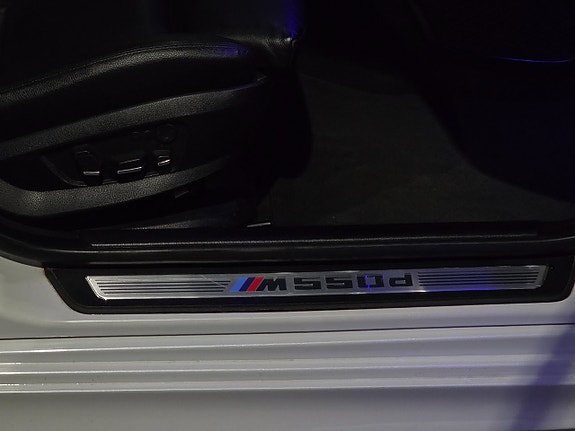 BMW M550d 15 of 28
