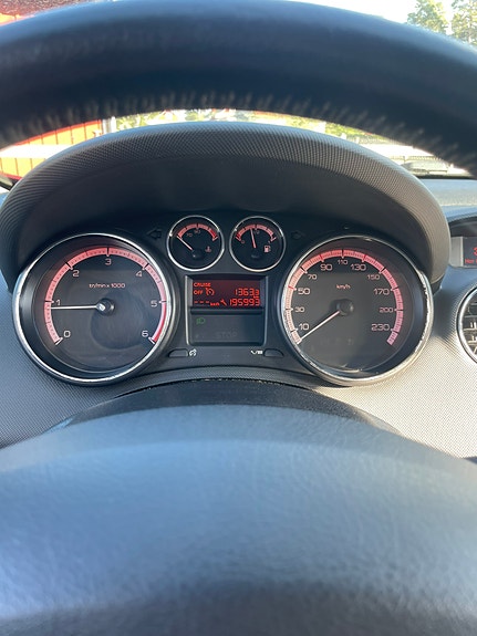 Peugeot 308 9 of 10