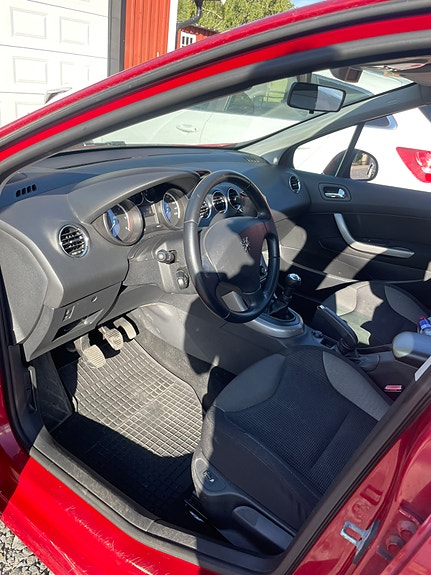 Peugeot 308 6 of 10