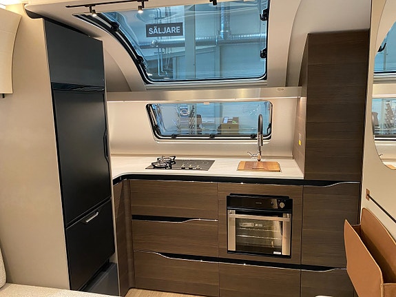 Adria Alpina 663 HT 4 of 11