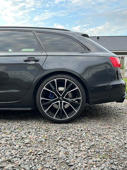 Audi A6 4 of 17