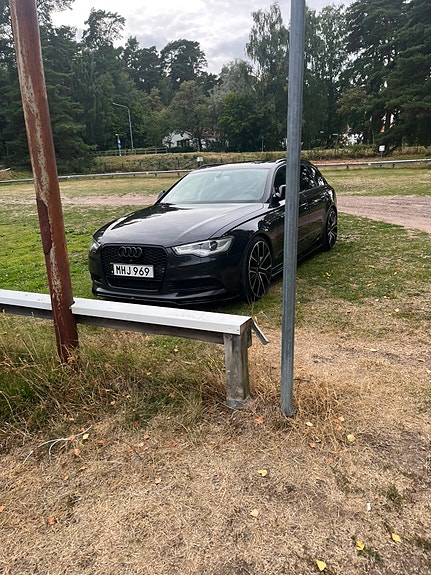 Audi A6 5 of 17