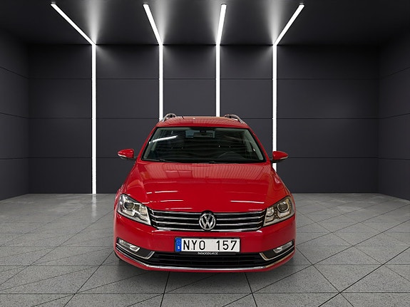 Volkswagen Passat 8 of 30