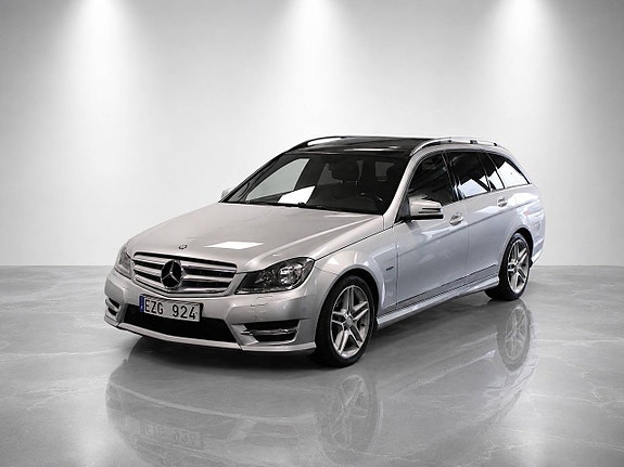Mercedes-Benz C220 3 of 14