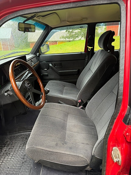 Volvo 240 3 of 4