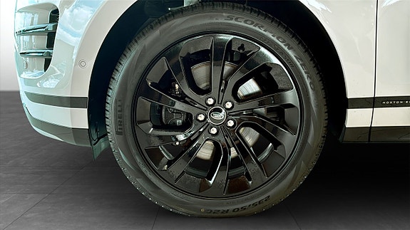Land Rover Range Rover Evoque 9 of 9