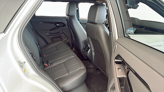 Land Rover Range Rover Evoque 5 of 9