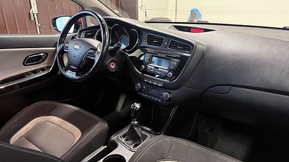 Kia Ceed 14 of 19
