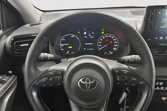 Toyota Yaris 10 of 11