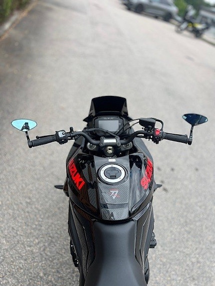 Suzuki GSX-S1000 Katana 6 of 13