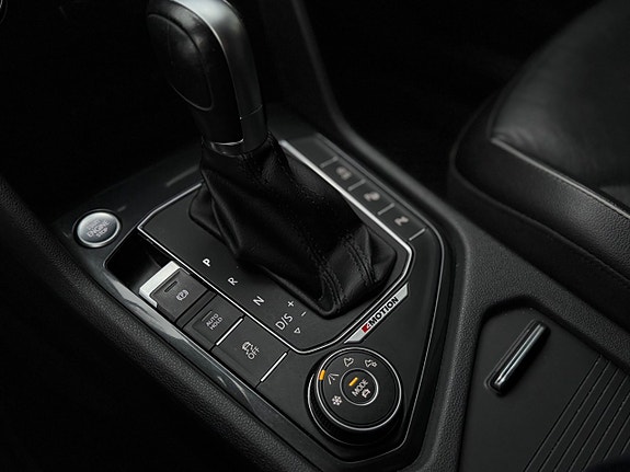 Volkswagen Tiguan Allspace 17 of 22
