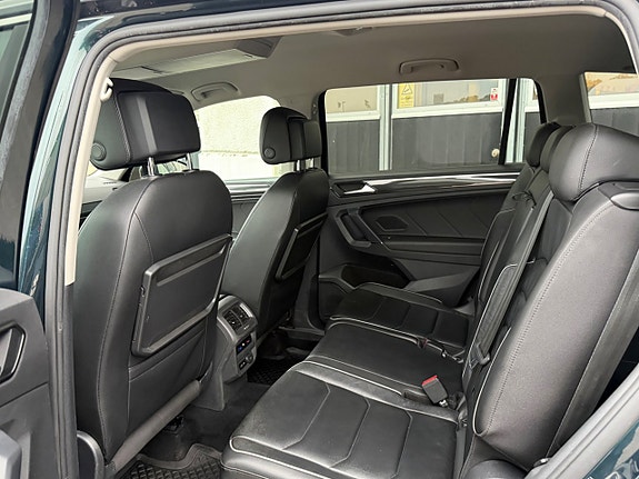 Volkswagen Tiguan Allspace 12 of 22