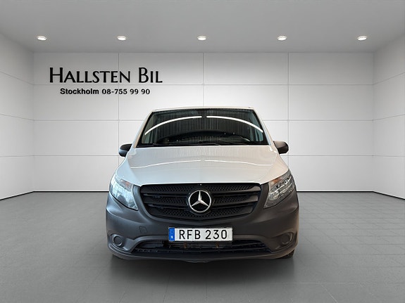 Mercedes-Benz Vito 114 3 of 19