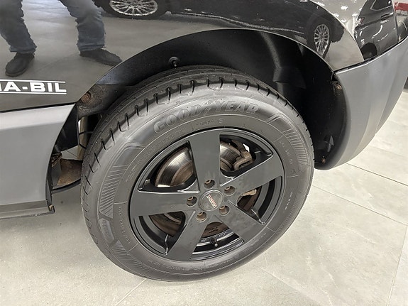 Mercedes-Benz Citan Tourer 13 of 15