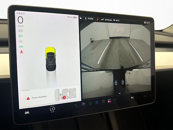 Tesla Model Y 20 of 30