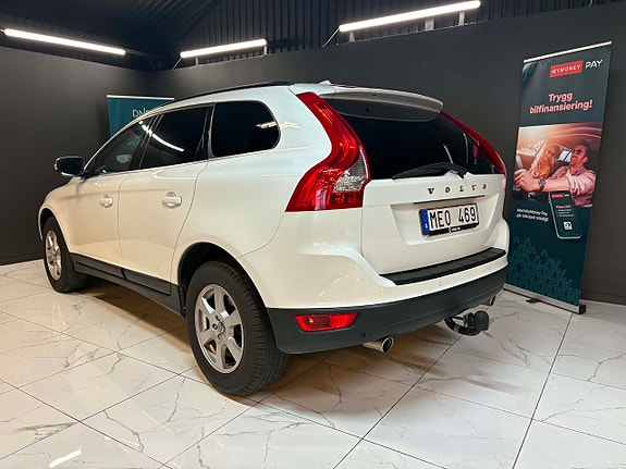 Volvo XC60 4 of 12
