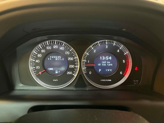 Volvo XC60 12 of 12