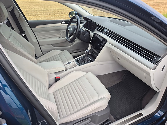 Volkswagen Passat 8 of 8
