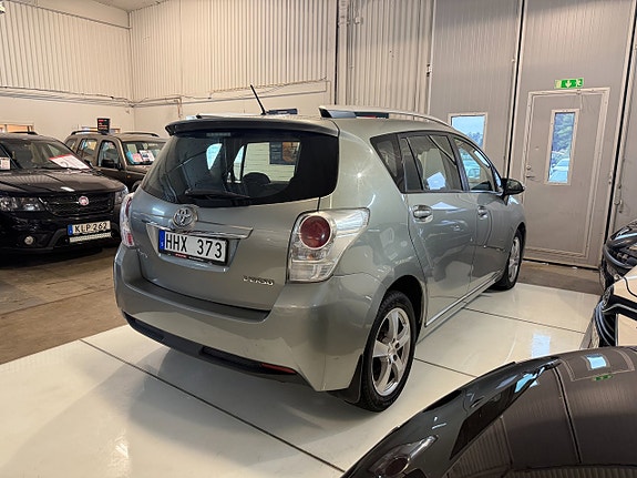 Toyota Verso 6 of 13