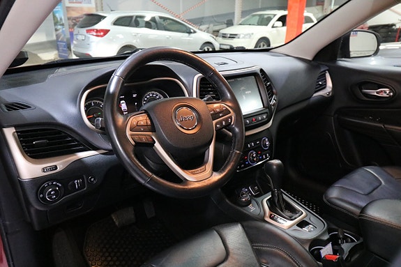 Jeep Cherokee 7 of 24