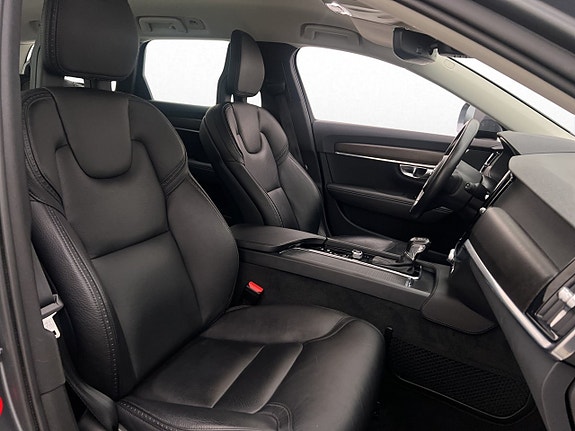 Volvo V90 Cross Country 29 of 30