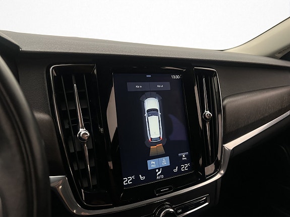 Volvo V90 Cross Country 23 of 30