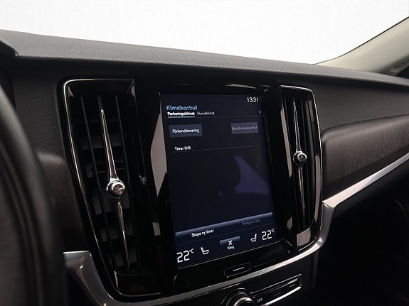 Volvo V90 Cross Country 25 of 30