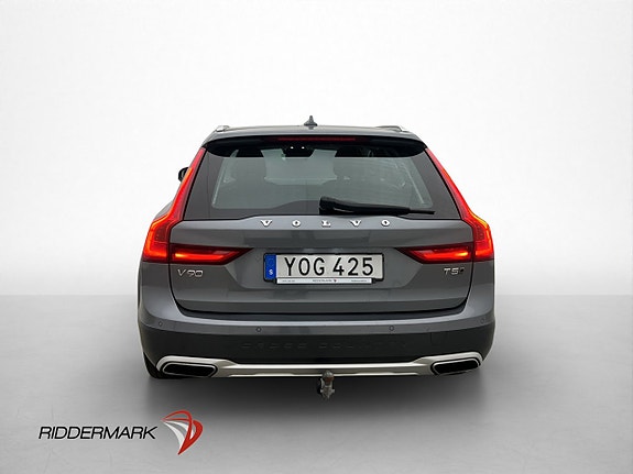 Volvo V90 Cross Country 6 of 30