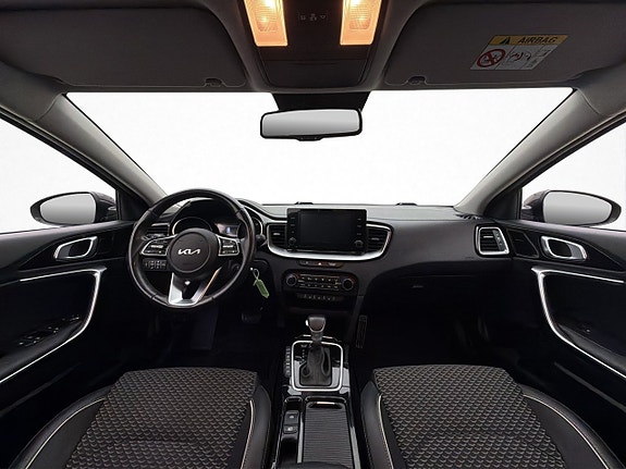 Kia Ceed 11 of 30