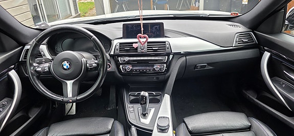 BMW 320d 5 of 5