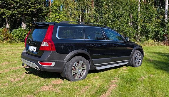 Volvo XC70 4 of 24