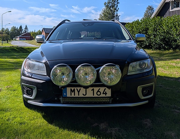 Volvo XC70 5 of 24