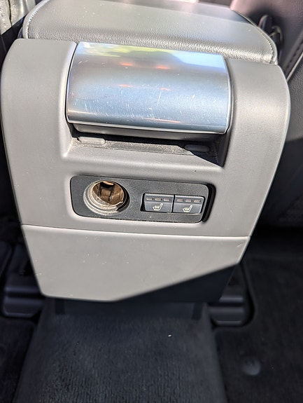 Volvo XC70 15 of 24
