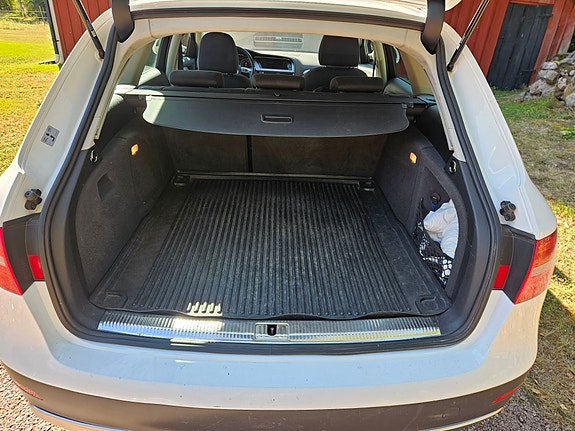 Audi A4 allroad 7 of 14