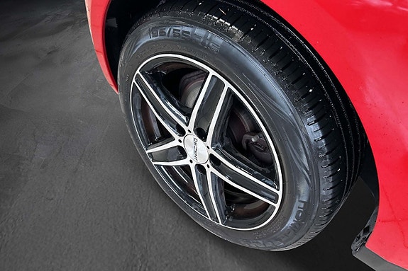 Mercedes-Benz AMG GT 43 11 of 29