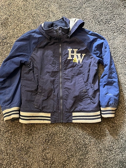 Product image 1 of 6