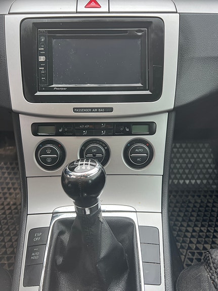 Volkswagen Passat 5 of 5